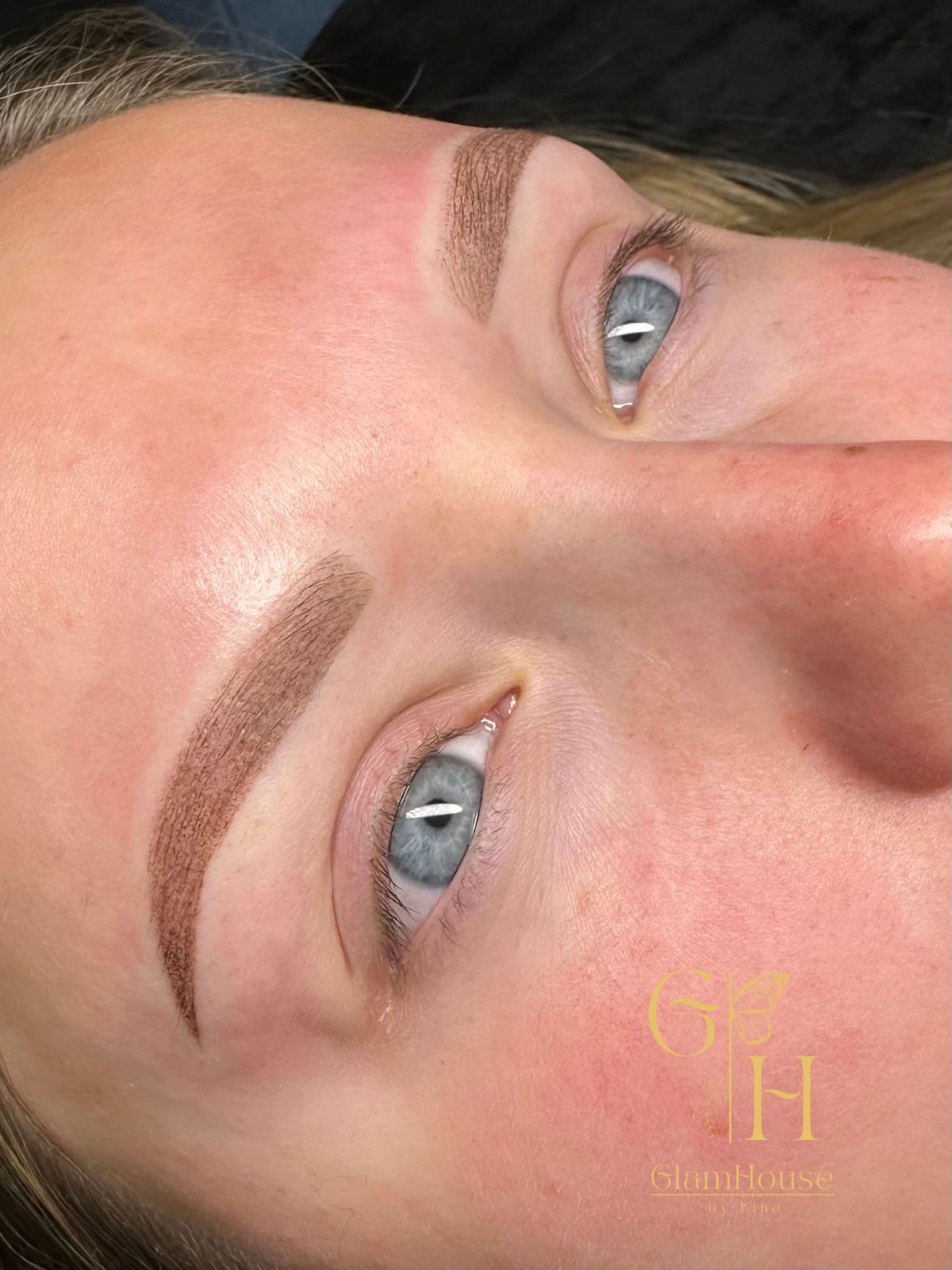 Augenbrauen PMU Beide Seiten